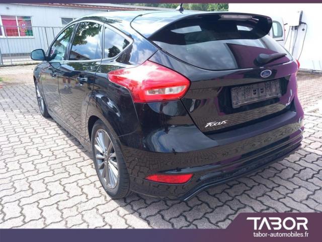 Ford Focus image 7
