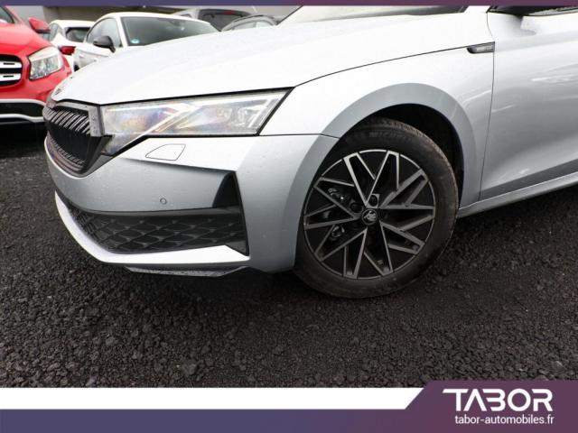 Skoda Octavia image 1