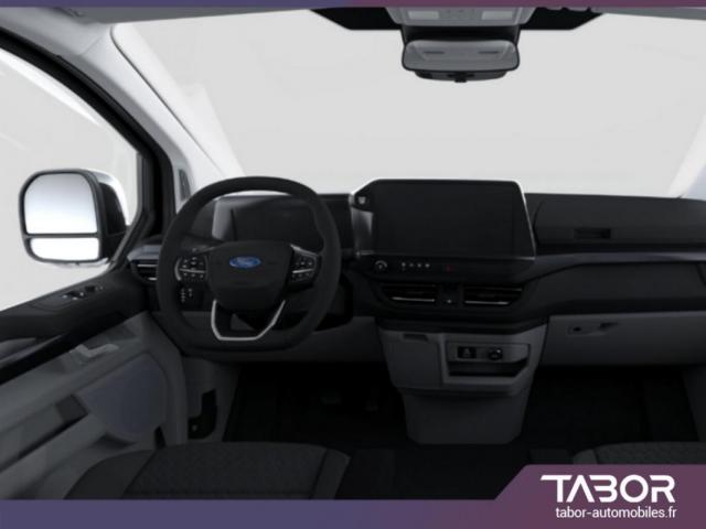 Ford Tourneo Custom image 1