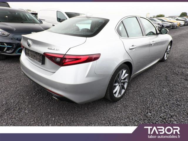 Alfa Romeo Giulia image 6