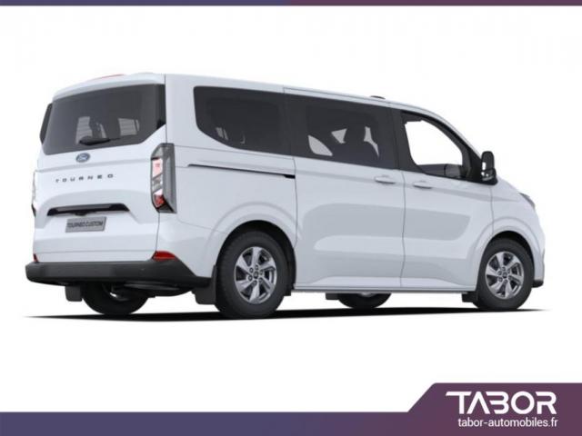Ford Tourneo Custom image 1