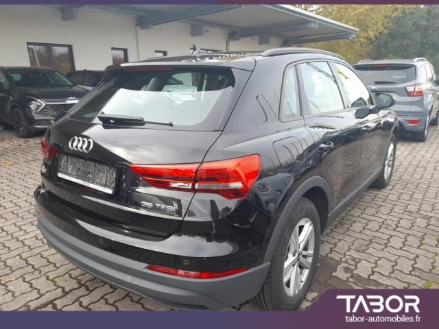 Audi Q3 image 2