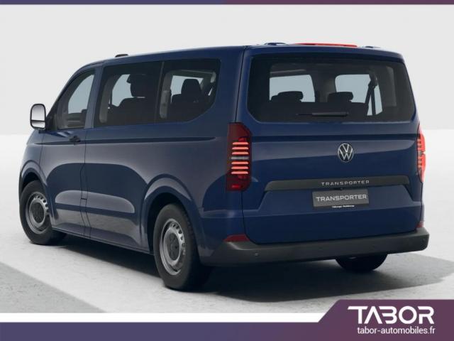 Volkswagen T7 Kombi image 2