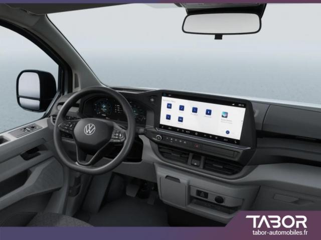 Volkswagen T7 Kombi image 1