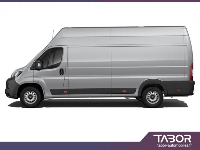 Peugeot Boxer image 1