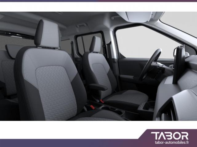 Ford Tourneo Courier image 2