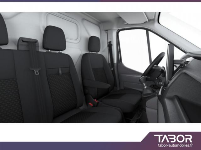 Ford Transit image 6