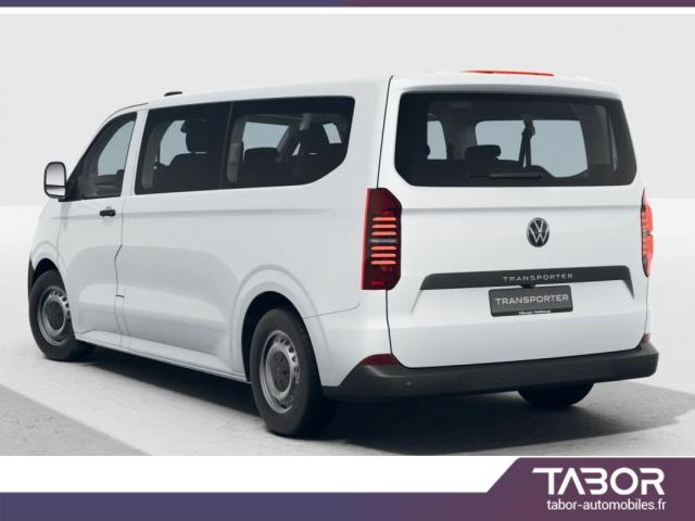 Volkswagen T7 Kombi image 8