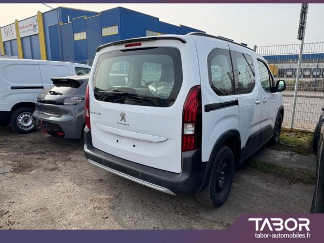 Peugeot Rifter image 9