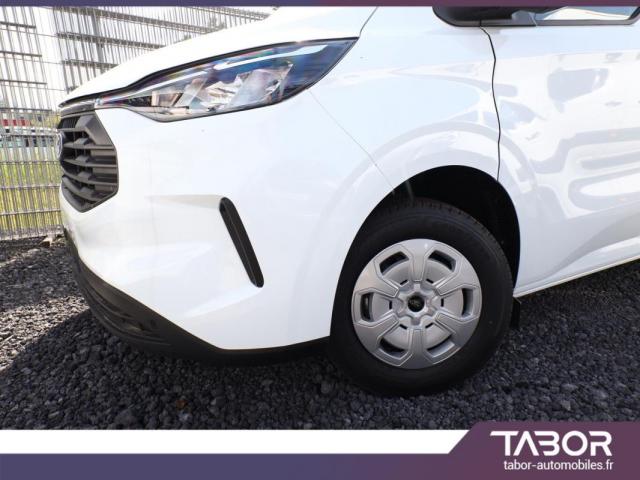 Ford Transit Custom image 3