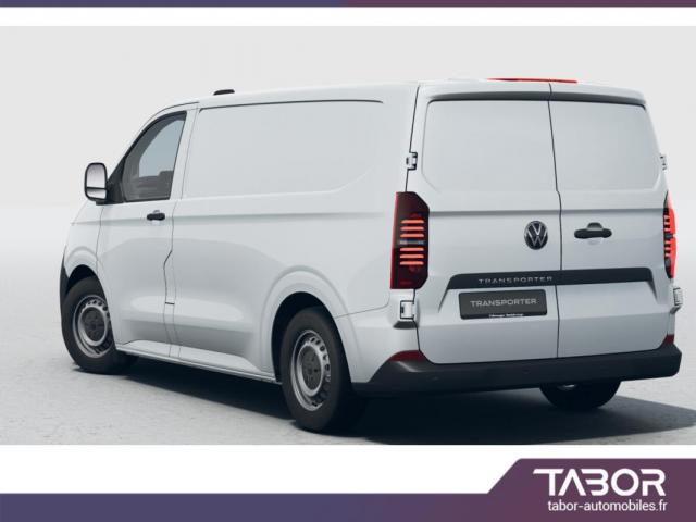 Volkswagen Transporter image 6