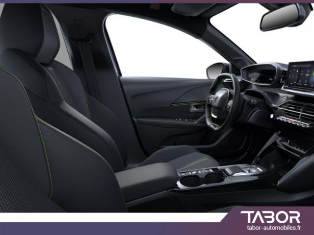 Peugeot 208 image 9