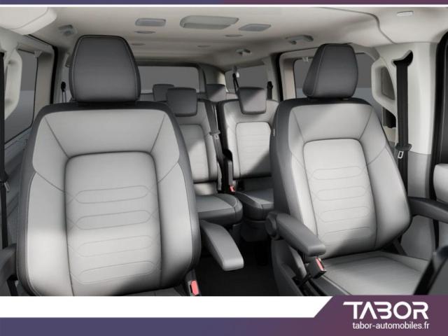 Volkswagen Caravelle image 6