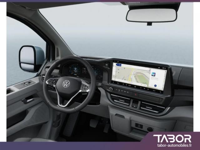 Volkswagen Caravelle image 5