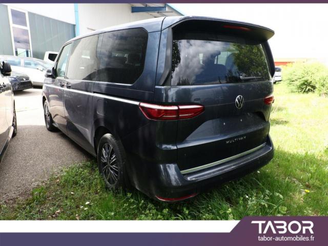 Volkswagen Multivan image 9