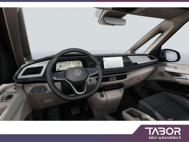 Volkswagen Multivan image 3