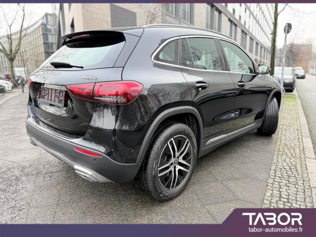 Mercedes Benz Gla image 9