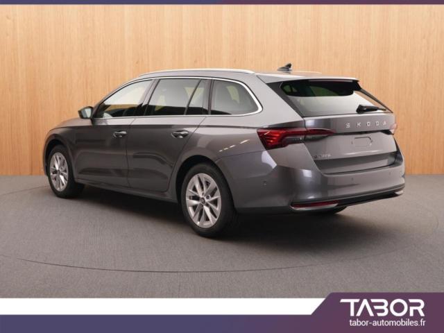 Skoda Octavia image 2