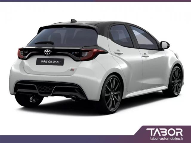 Toyota Yaris image 2