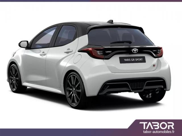 Toyota Yaris image 6