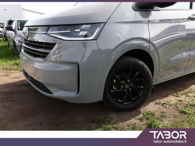 Volkswagen Caravelle image 9