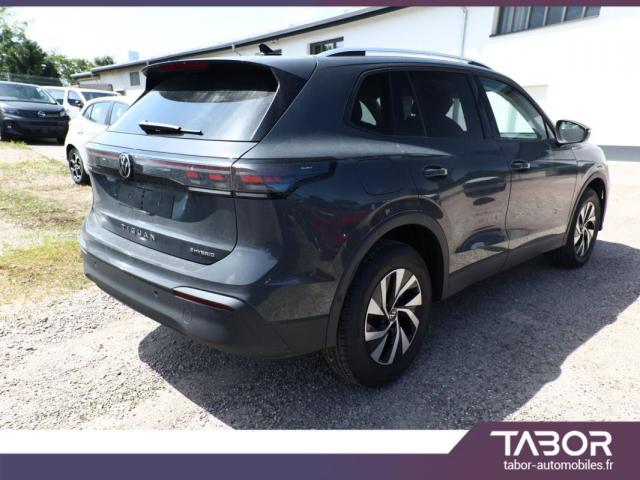 Volkswagen Tiguan image 8
