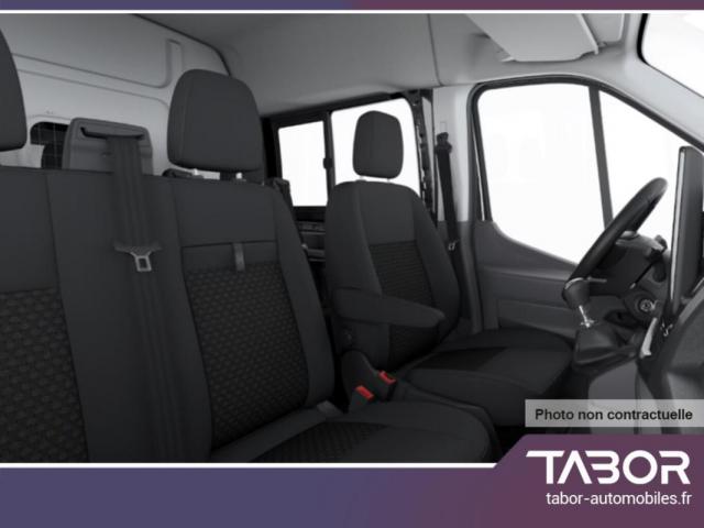 Ford Transit image 6