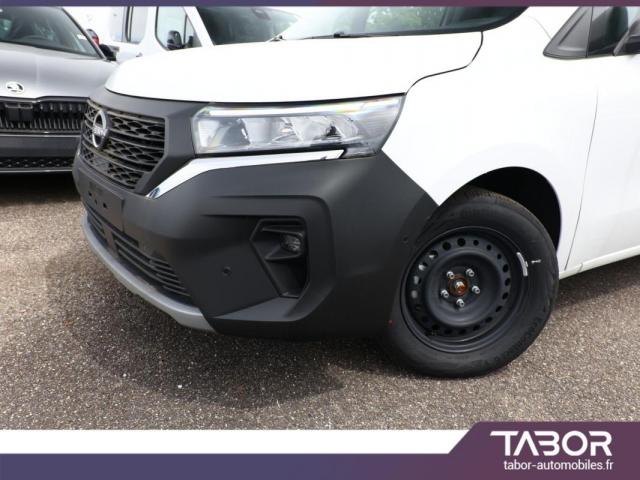 Nissan Townstar image 8