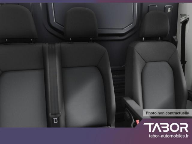Volkswagen Crafter image 3