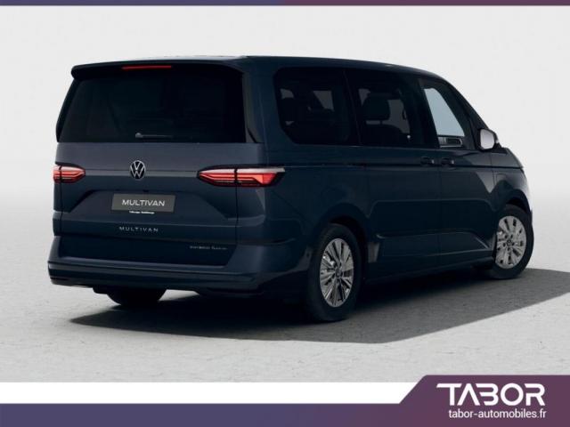 Volkswagen Multivan image 9
