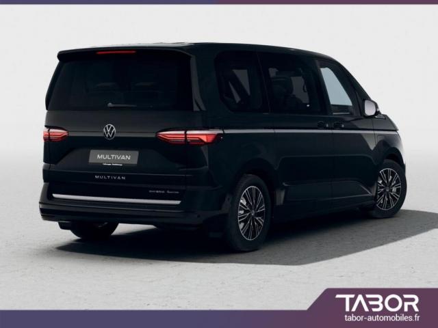 Volkswagen Multivan image 8