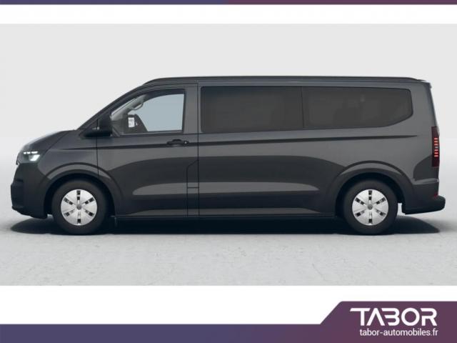Volkswagen Caravelle image 6