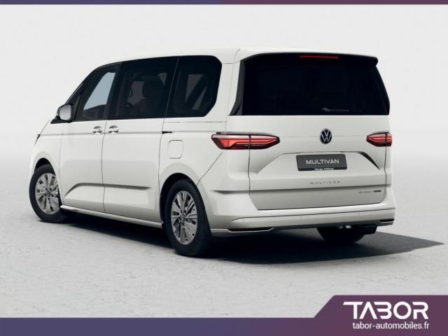 Volkswagen Multivan image 5
