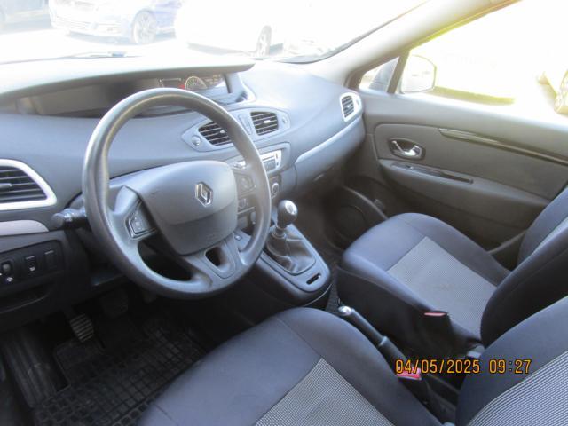 Renault Scénic image 2