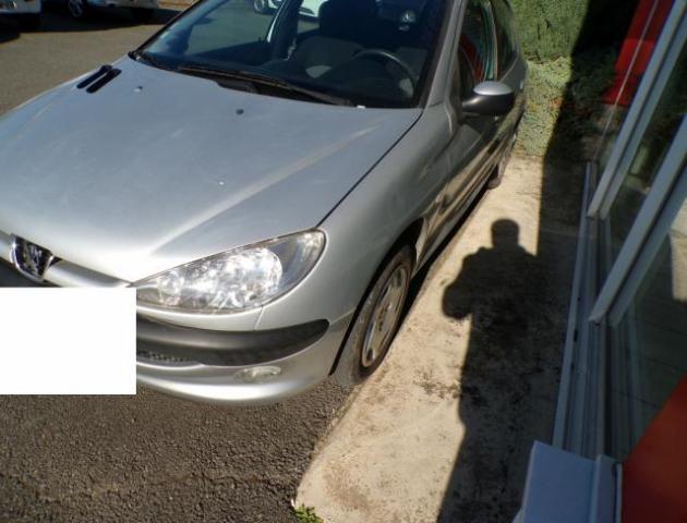 Peugeot 206 image 2