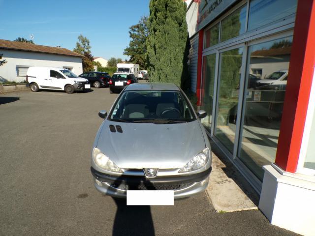 Peugeot 206 image 7