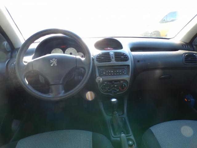 Peugeot 206 image 5