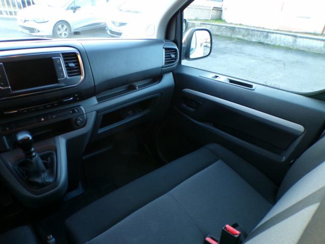 Citroen Jumpy image 3