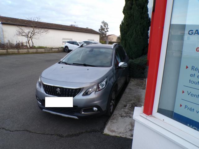 Peugeot 2008 image 3