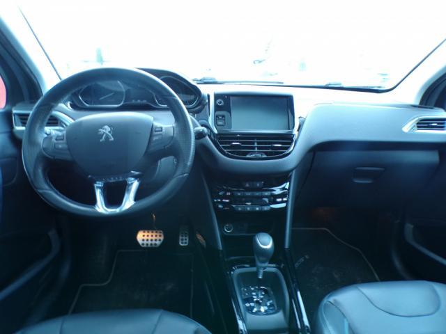 Peugeot 2008 image 5