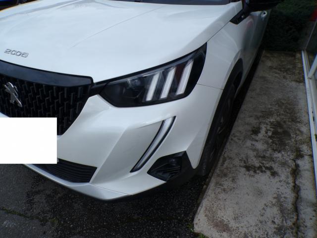 Peugeot 2008 image 6