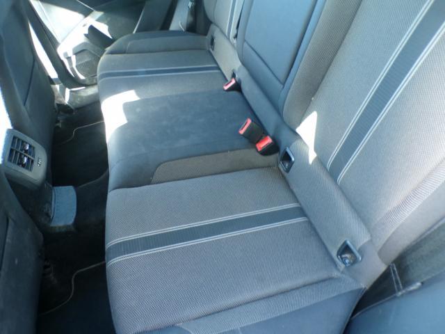 Volkswagen T-Roc image 9