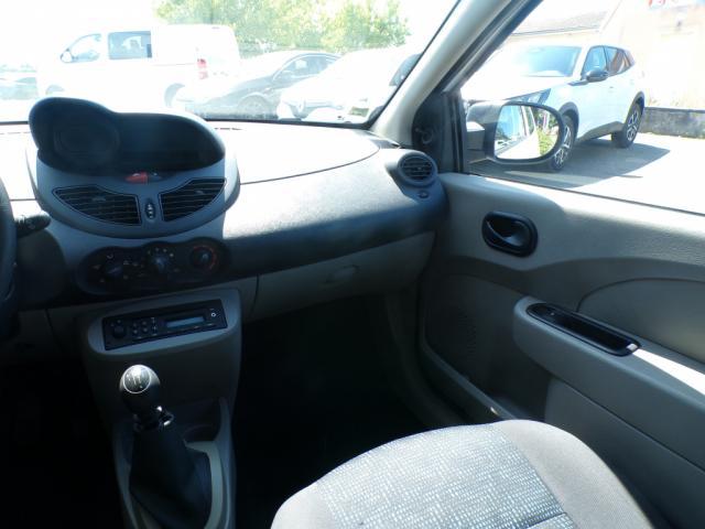 Renault Twingo image 8