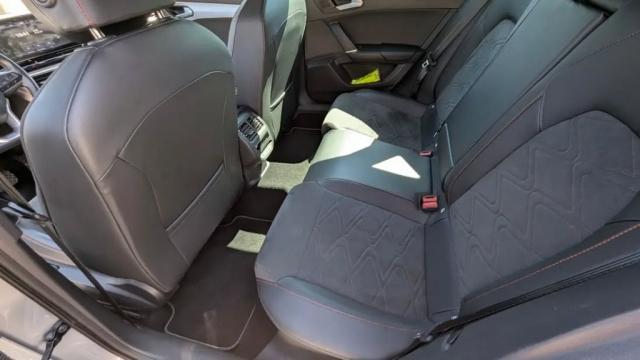 Seat Leon image 3