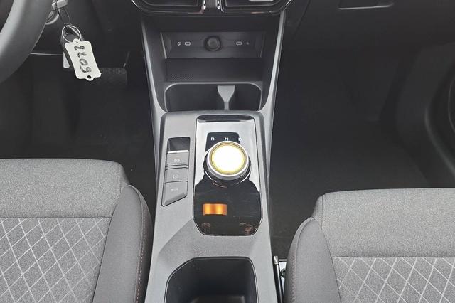 Mg Mg3 image 1