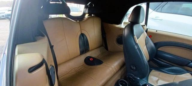 Mini Cabrio image 5
