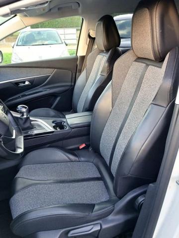 Peugeot 3008 image 9