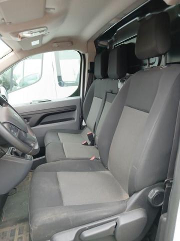Peugeot Expert image 8