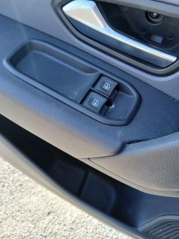 Renault Express image 2
