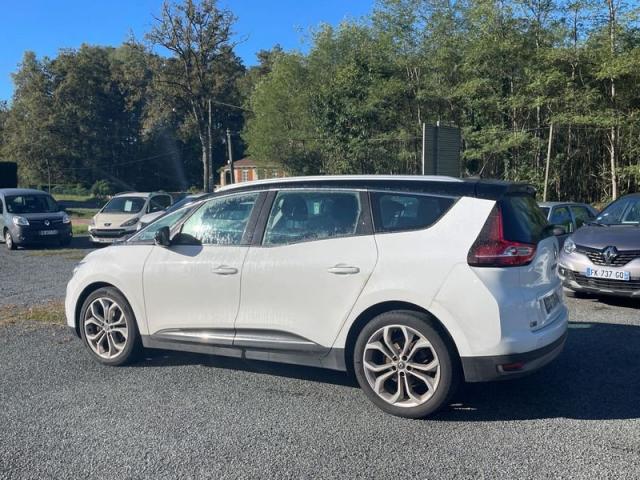 Renault Grand Scénic image 6